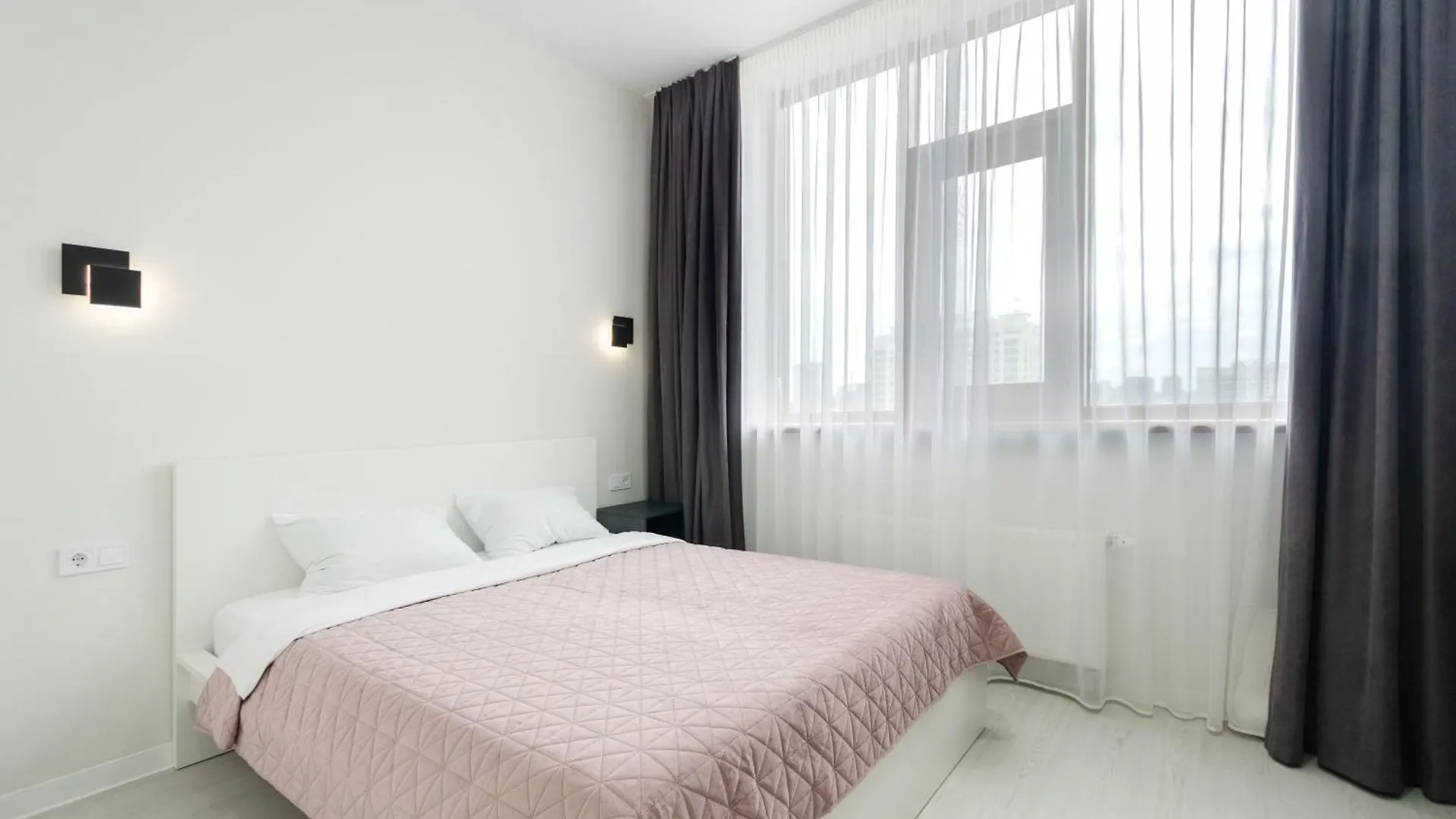 Apartahotel На Видалення!Petrovdom Inn Rc Diplomat Hall -The Smart Hotel Apartment Panoramic City View I Kiev