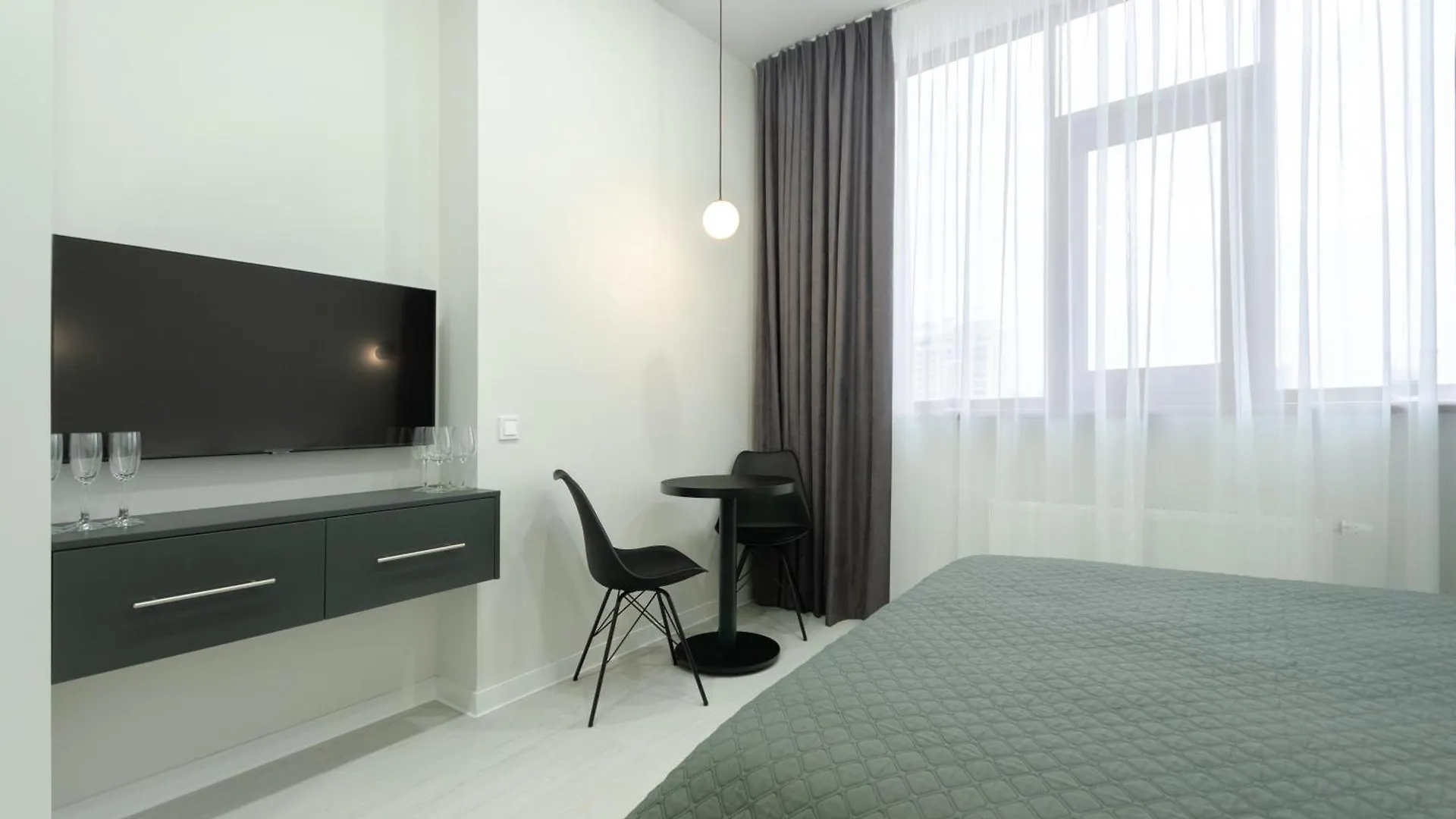 На Видалення!Petrovdom Inn Rc Diplomat Hall -The Smart Hotel Apartment Panoramic City View I Kiev 0*,  Ucrania