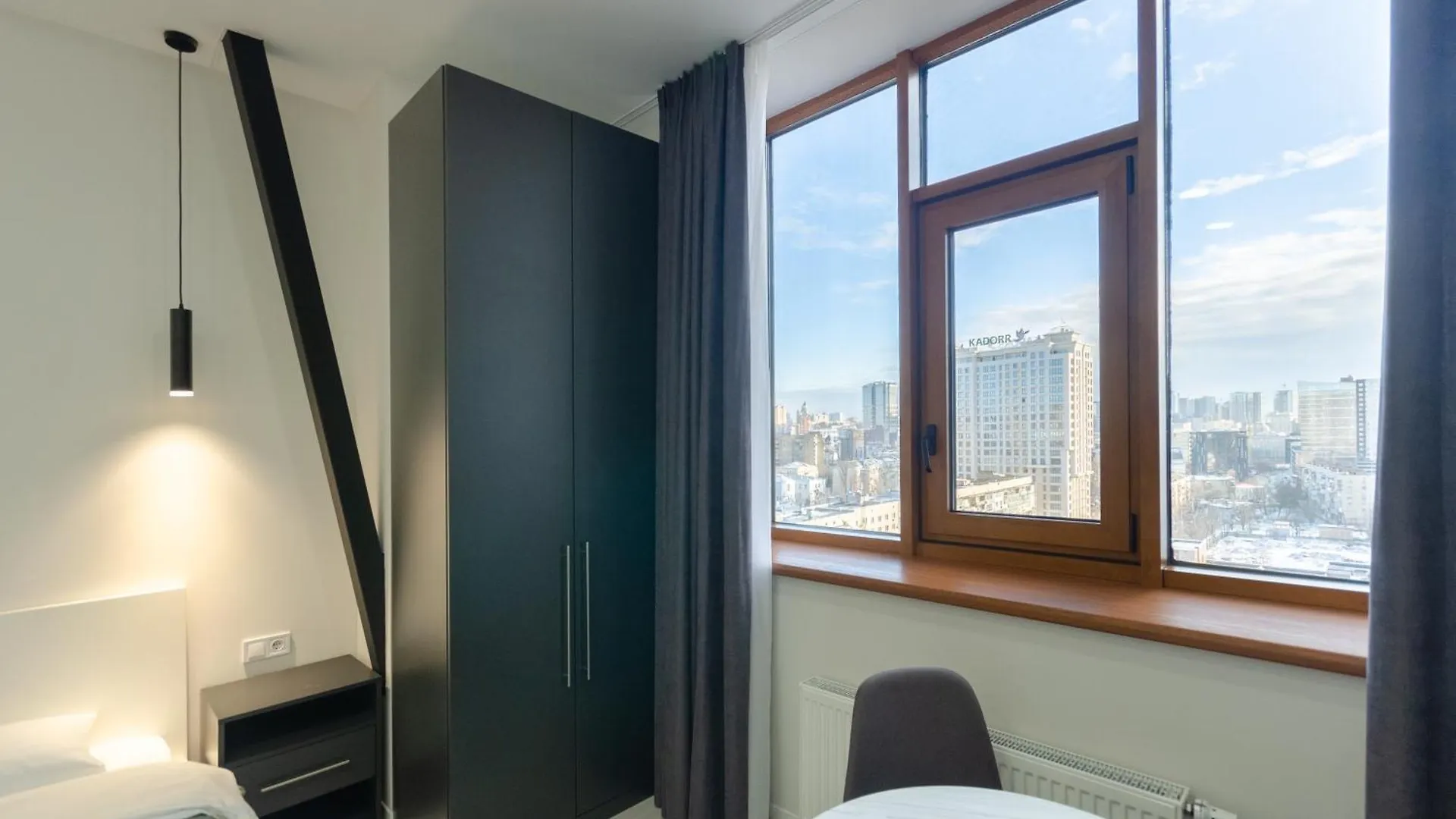 На Видалення!Petrovdom Inn Rc Diplomat Hall -The Smart Hotel Apartment Panoramic City View I Kiev 0*,  Ucrania