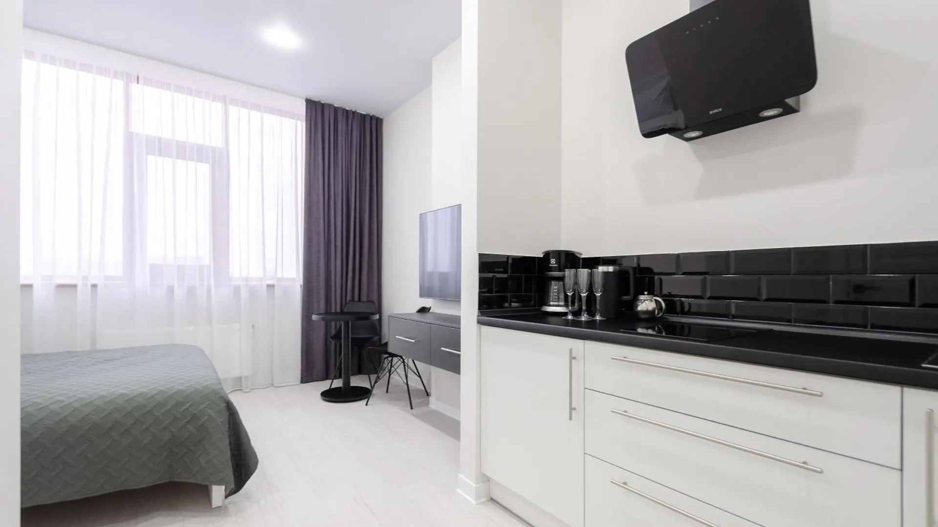 На Видалення!Petrovdom Inn Rc Diplomat Hall -The Smart Hotel Apartment Panoramic City View I Kyiv 0*,
