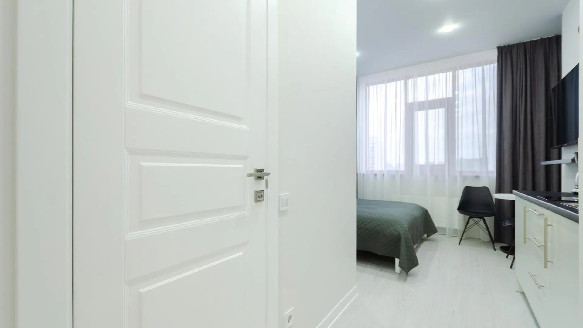 На Видалення!Petrovdom Inn Rc Diplomat Hall -The Smart Hotel Apartment Panoramic City View I Kyiv Aparthotel