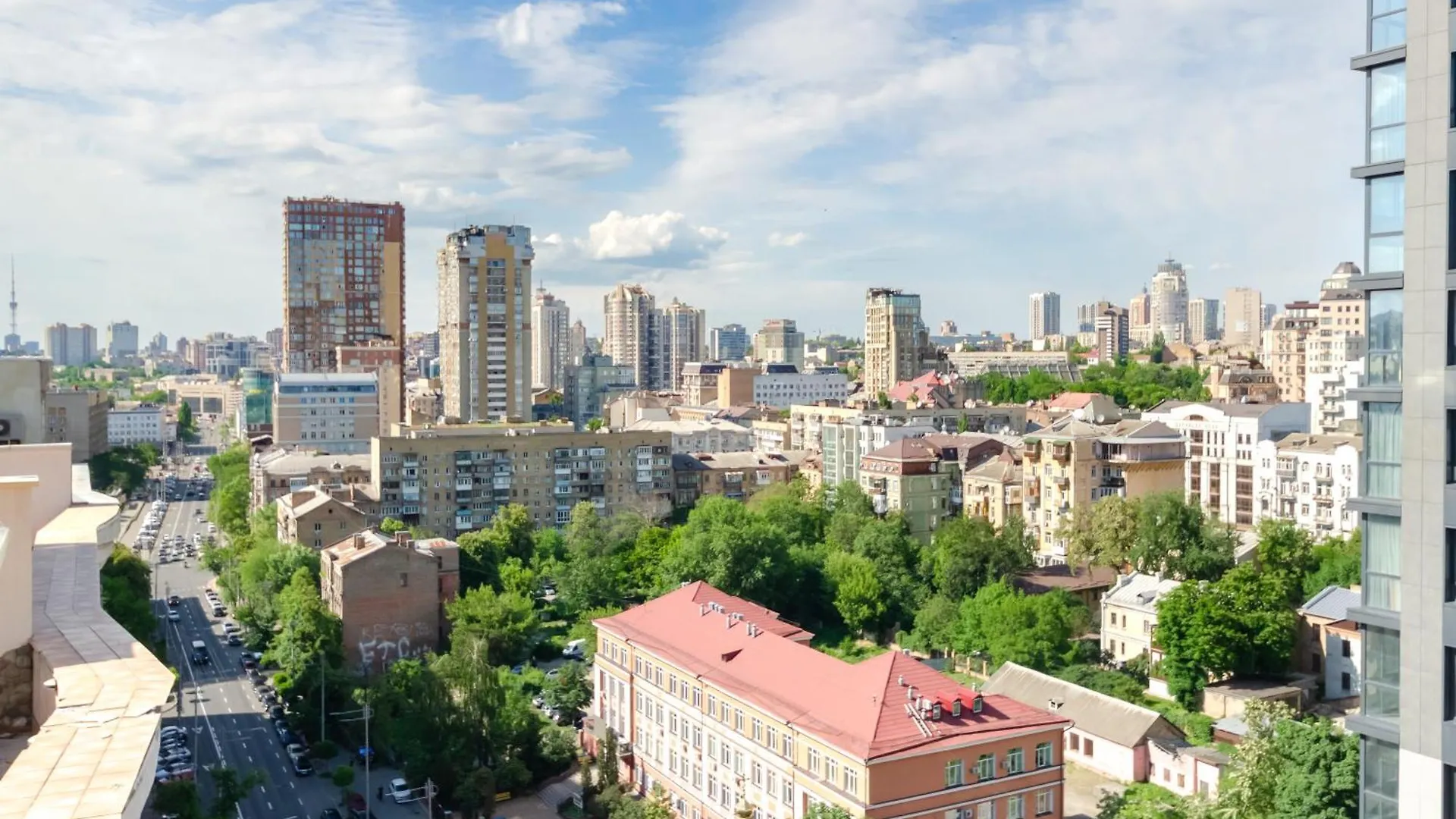 Aparthotel На Видалення!Petrovdom Inn Rc Diplomat Hall -The Smart Hotel Apartment Panoramic City View I Kyiv