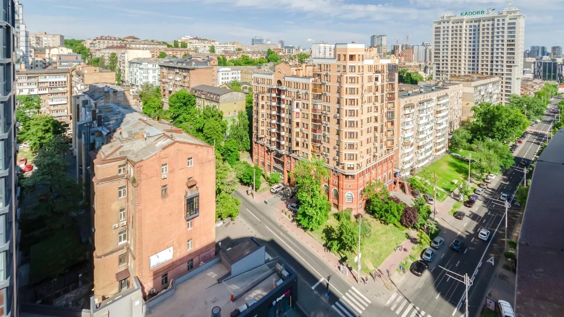 Aparthotel На Видалення!Petrovdom Inn Rc Diplomat Hall -The Smart Hotel Apartment Panoramic City View I Kyiv